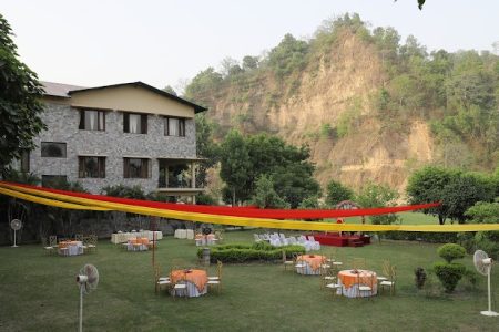 Pratiksha River Retreat
